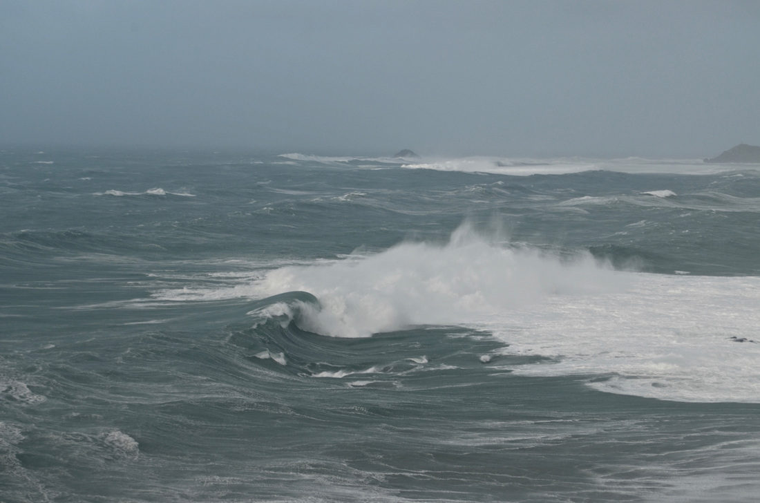 Big Swell from Storm Imogen breaking on the Cowloe Reef at Sennen