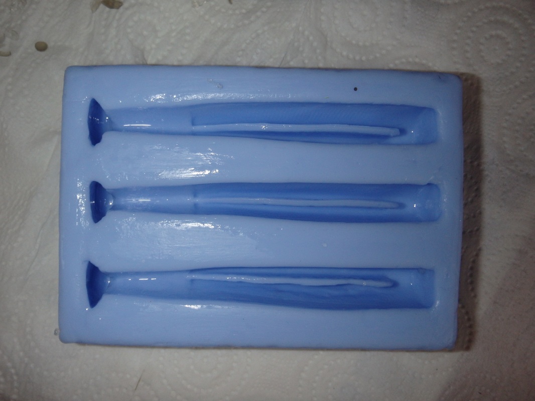 Split Belly Shad Mould