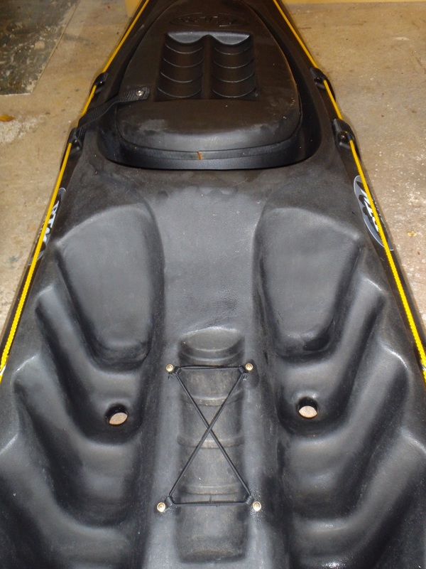 Fitiing a fishfinder on an RTM Tempo