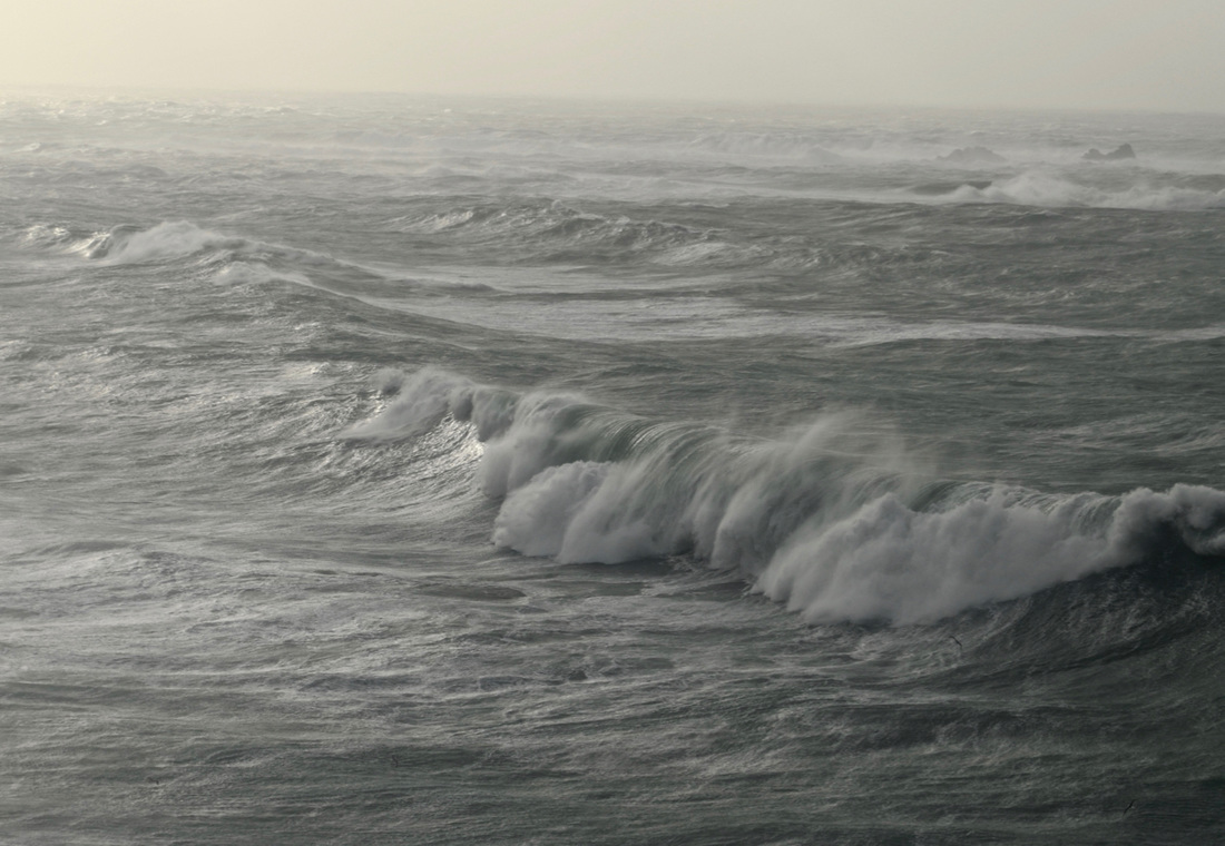 Big Swell from Storm Imogen at Lands End