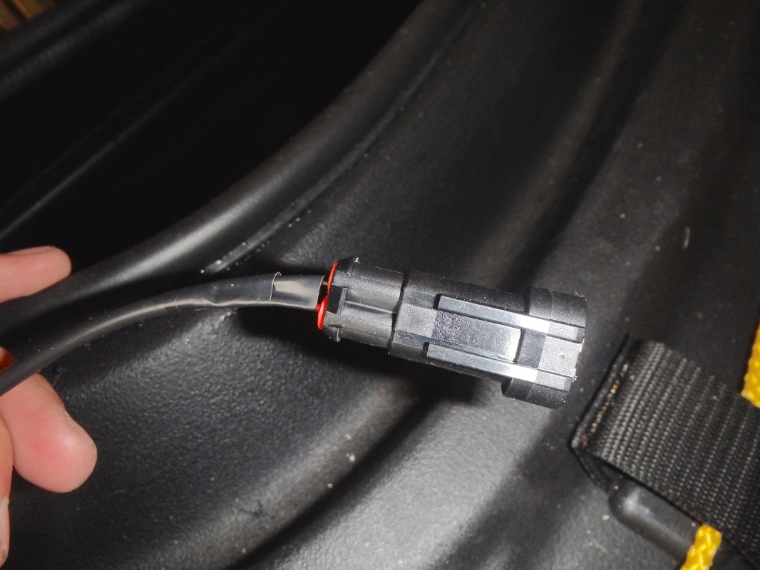 Superseal Connector for Kayak Fishfinder